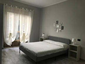 Il Borgo Antico: Vista su Reggia di Venaria Reale Venaria Reale